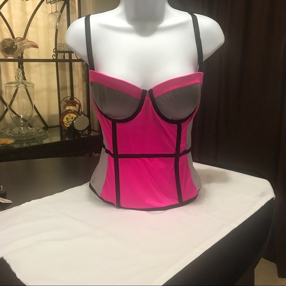 Super Sexy Victoria's Secret Corset - Picture 3 of 5