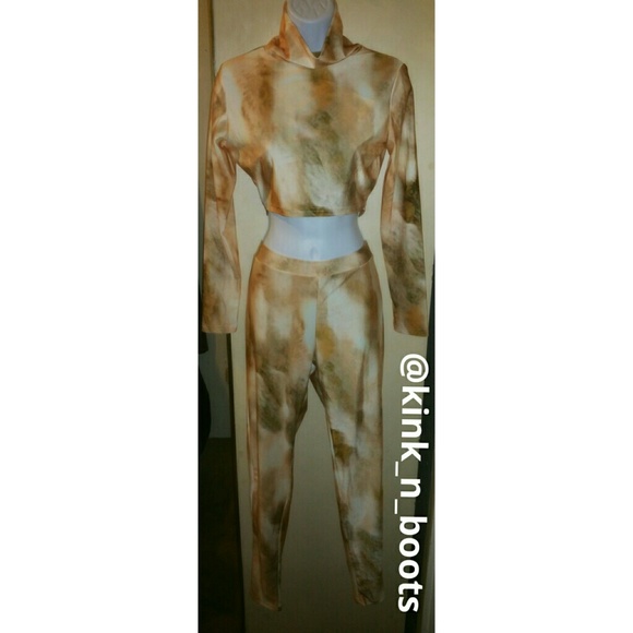 Crop top set - Picture 1 of 3