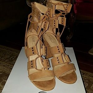 Boho Chic/Bohemian Brown Leather Heels w/ Tassels