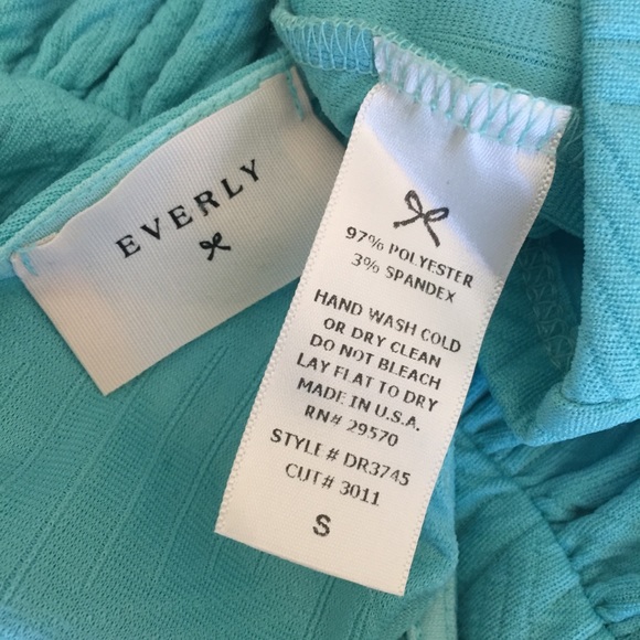 UO Everly Stretchy Bow Dress - Picture 5 of 5