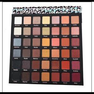 Violet Voss "Ride or Die" eyeshadow palette