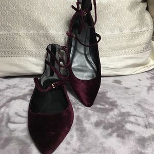 Banana Republic Flats