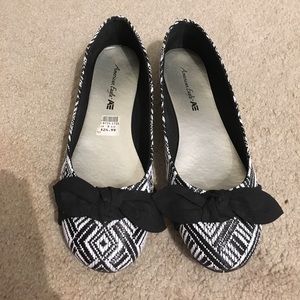 🎁🎁 SALE!!!! LIKE NEW American Eagle Flats.🎁🎁