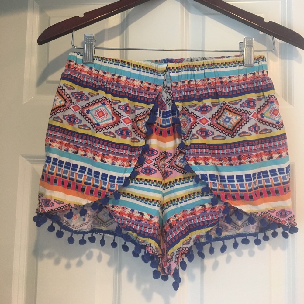 LF flowy fabric shorts