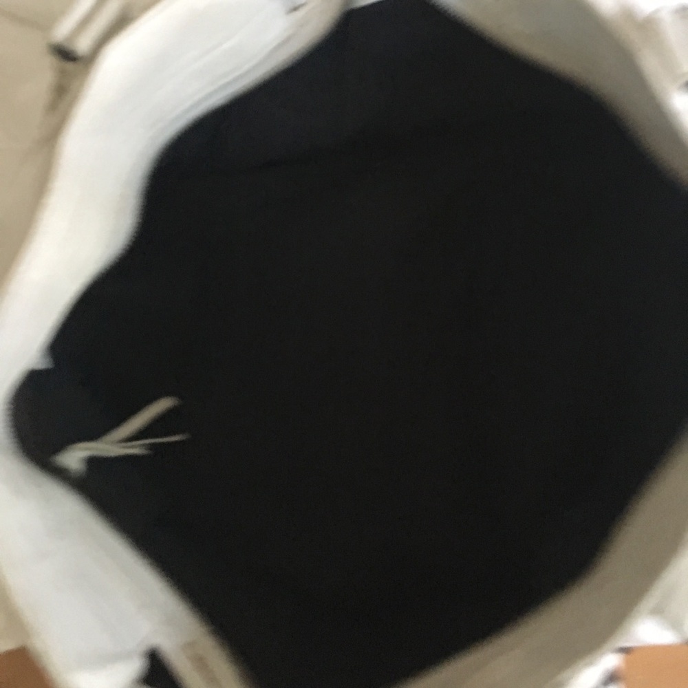 Gorgeous WHITE Balenciaga 100% Authentic City Bag - Picture 5 of 6
