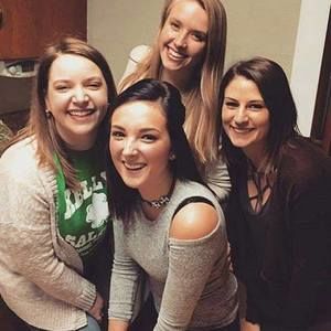 Meet your Posher, Nikole