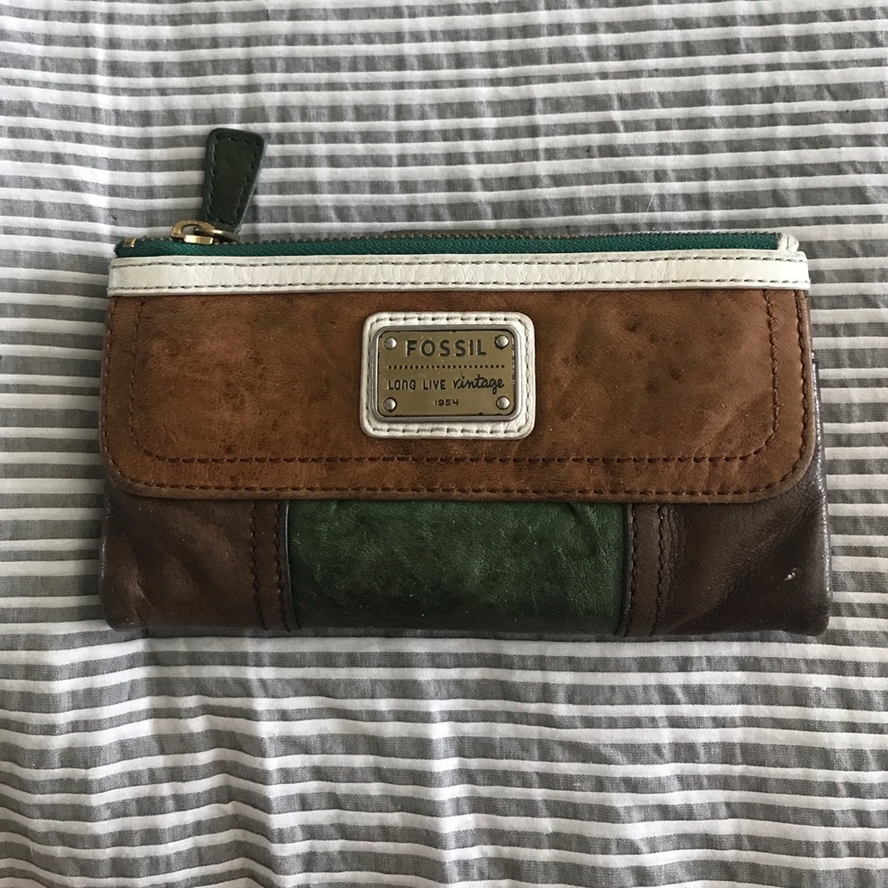 Leather Fossil wallet
