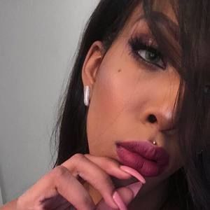 Meet your Posher, Krissy