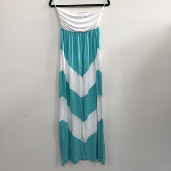 Strapless Chevron Maxi Dress - Picture 2 of 3
