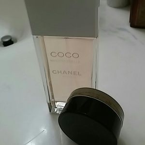 Becca Concealer in color "Syrup"