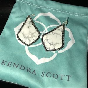 Kendra Scott ear rings