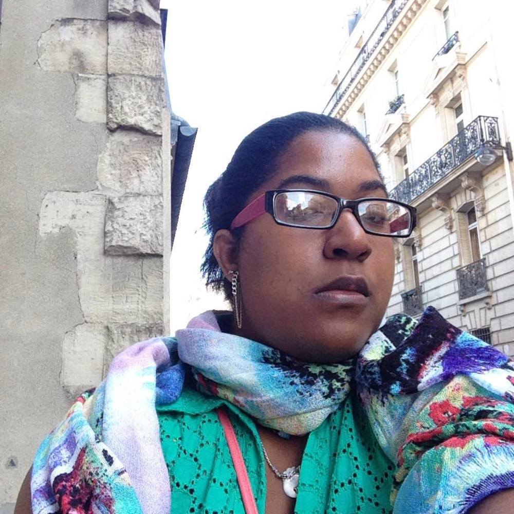 Meet your Posher, Tarah