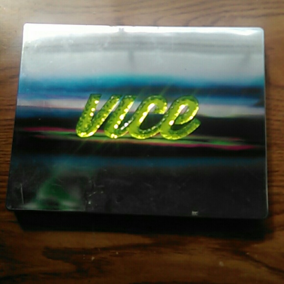 Used Cosmetics - Picture 1 of 4