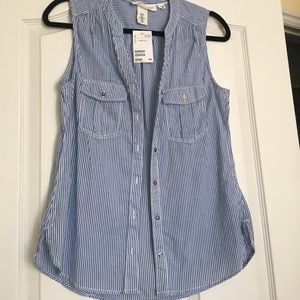 Sleeveless striped shirt