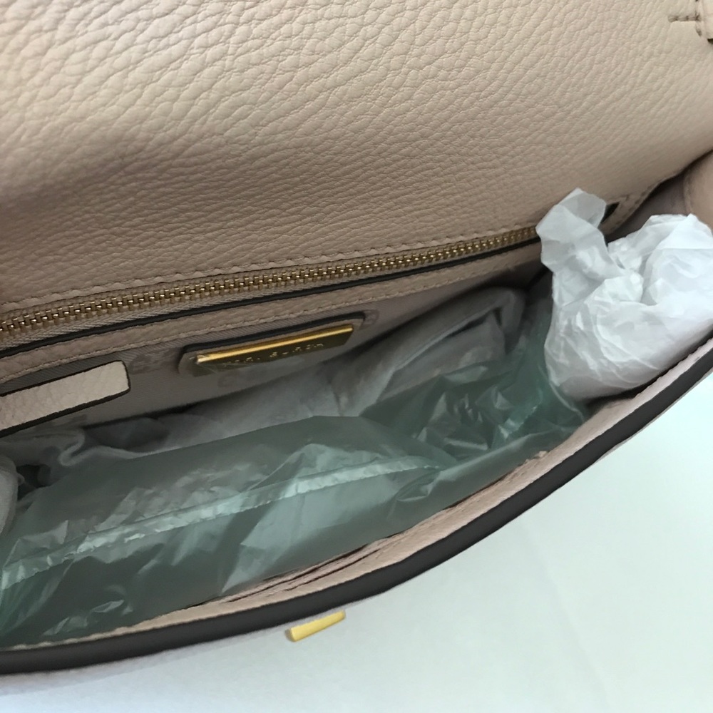 Tory Burch - Picture 5 of 7