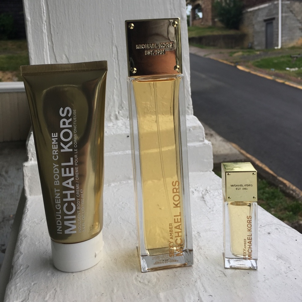 Michael Kors Sexy Amber Perfume and Lotion set