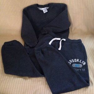 Boys Sweatshirt and Sweatpants