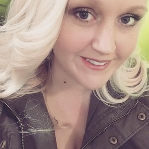 Meet your Posher, Dara