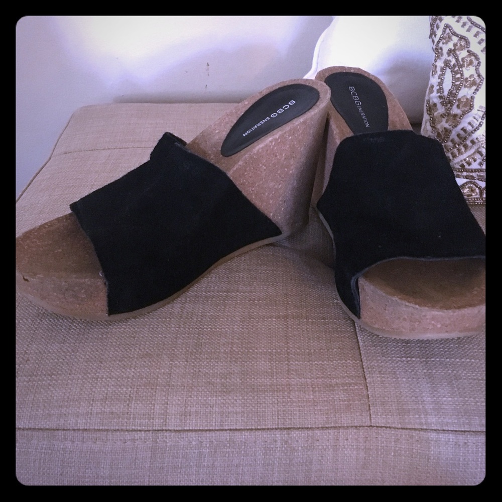 BCBG Wedges
