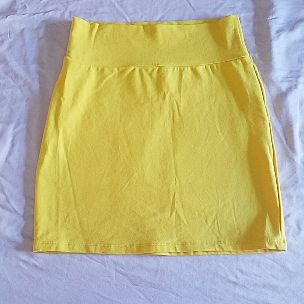 Yellow skirt