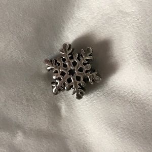 Snowflake Pandora charm