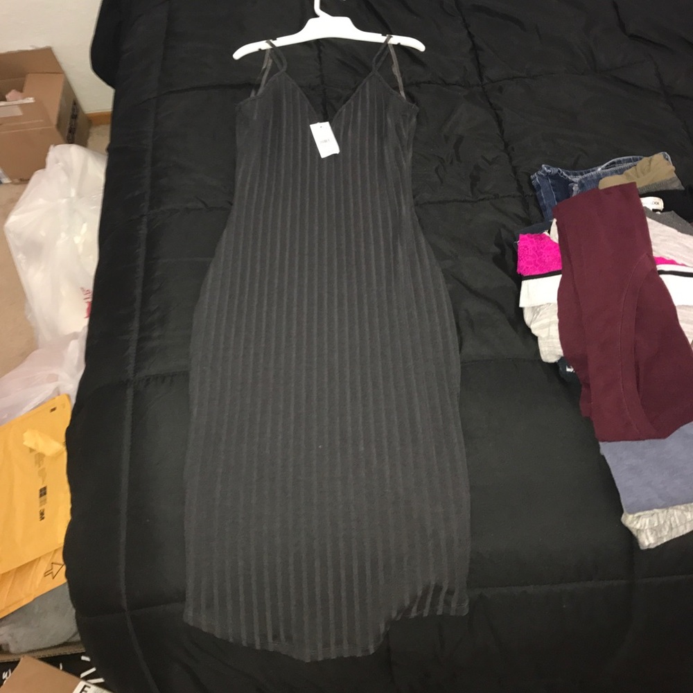 Kendal and Kylie dress
