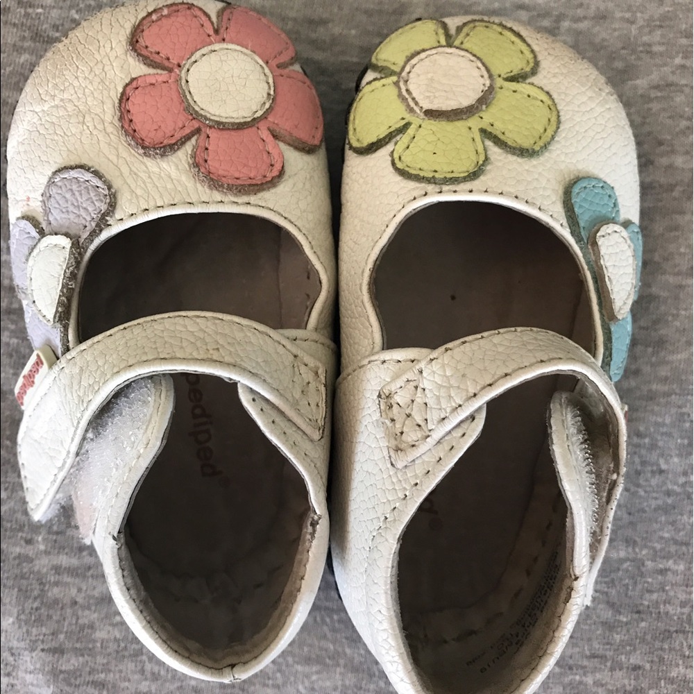 Pediped white 6-12 mon shoes