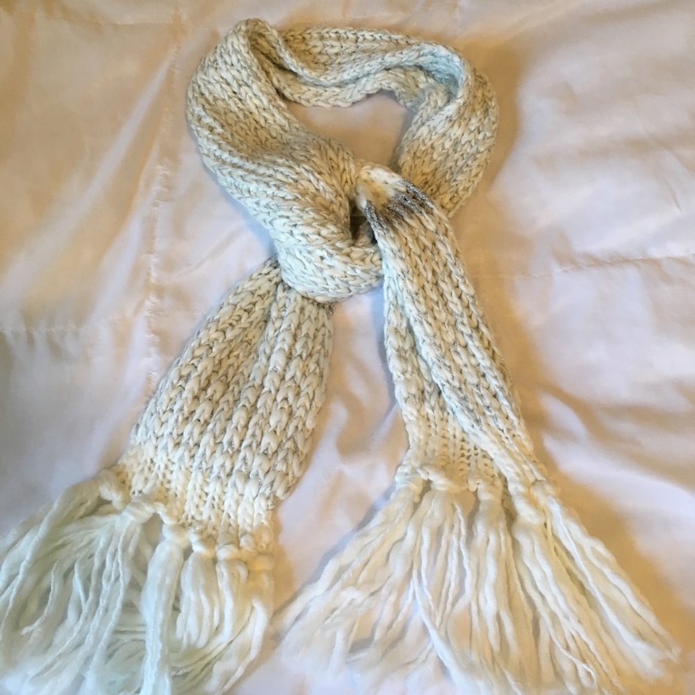 Fuzzy warm scarf