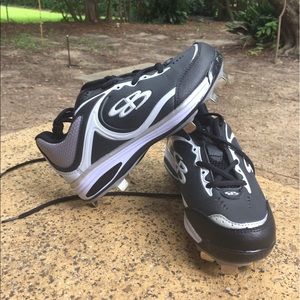 NWOT Black and White Boombah Metal Cleats