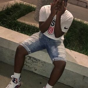 Meet your Posher, Austin