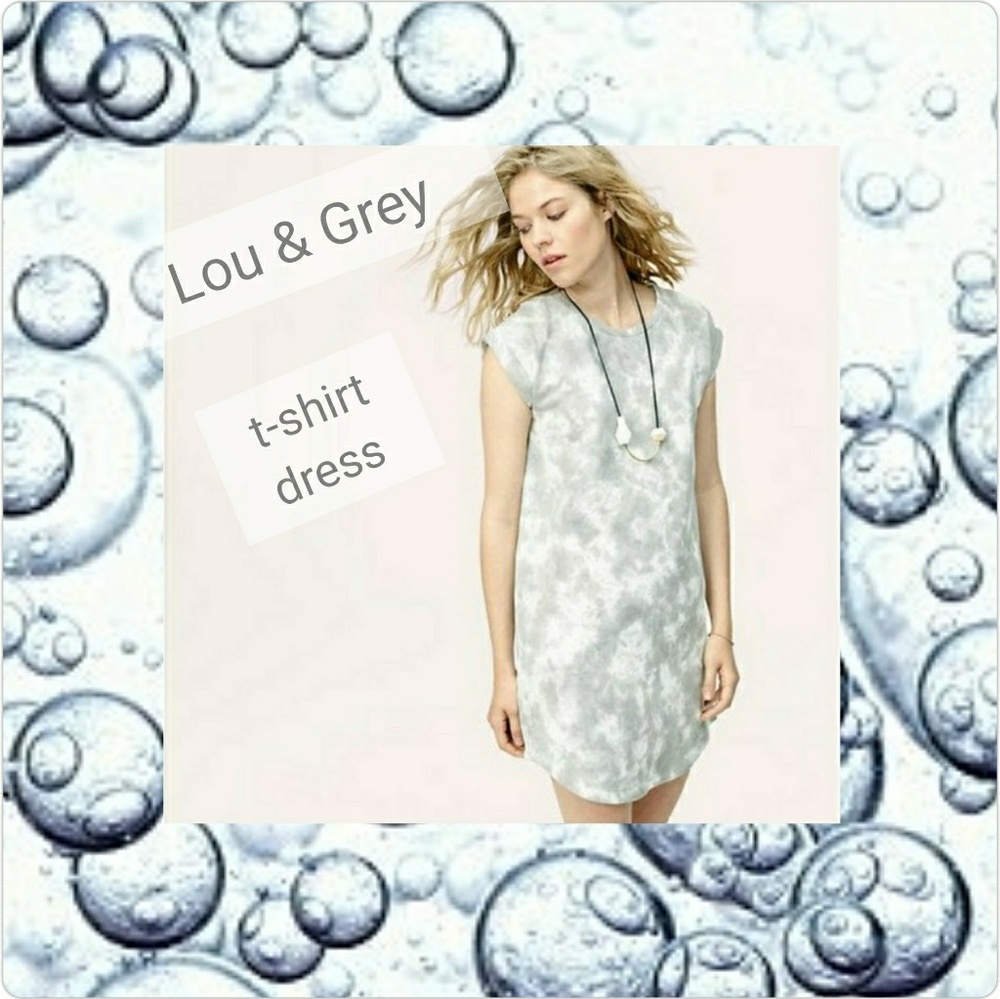 Lou & Grey sweatshirt dress