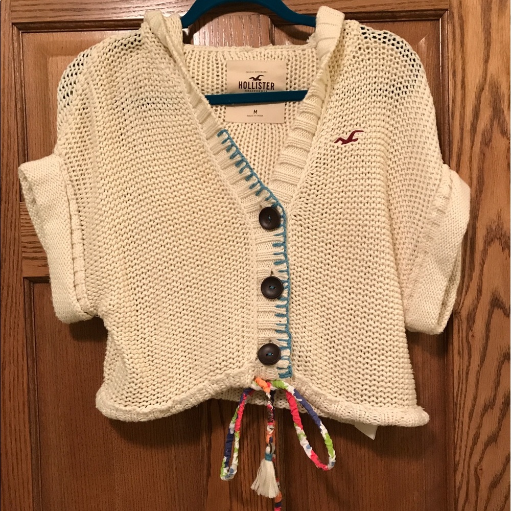 Hollister sweater