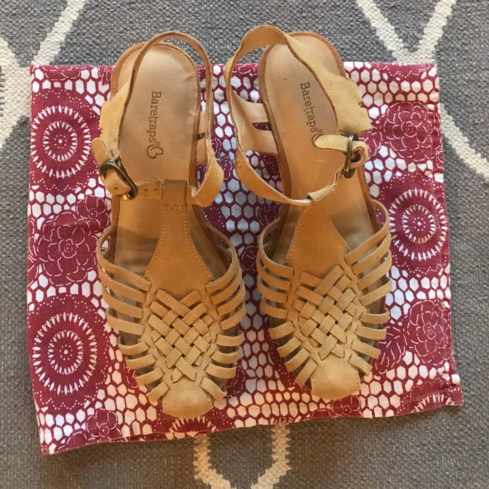 BareTraps Clog Sandals suede