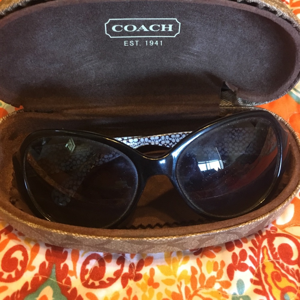 Black Posey (S467) coach sunglasses