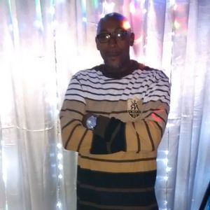 Meet your Posher, Leroy