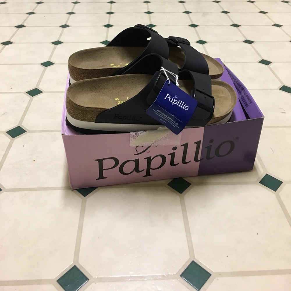 Arizona Papillio Birkenstock Size 40/L 9.0 Black