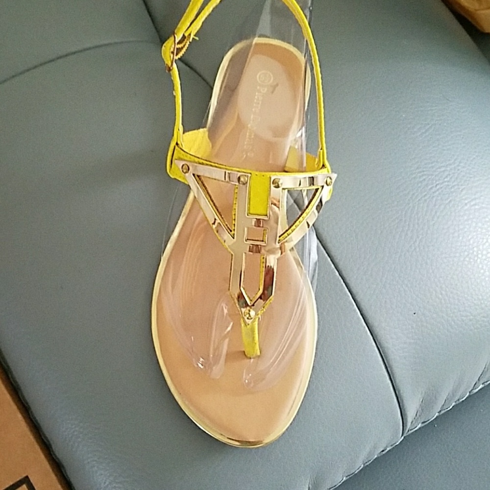 Women's sandals