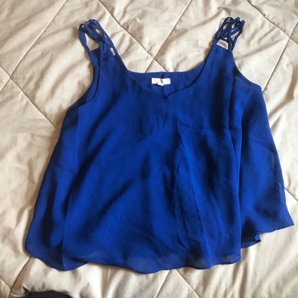 blue tantop