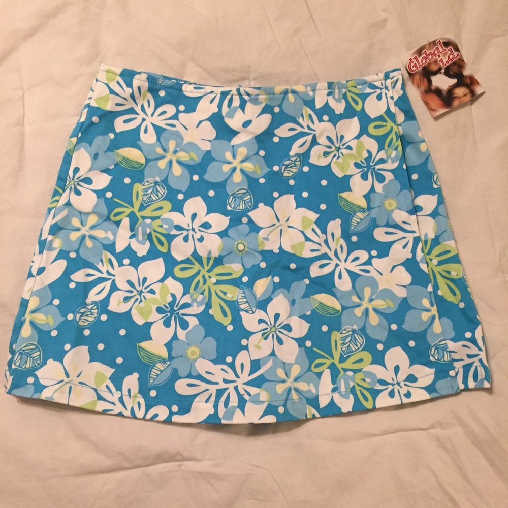 NWT Girls Flower pattern Skort/Shorts