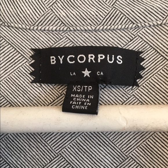 Collared dress - Picture 2 of 3