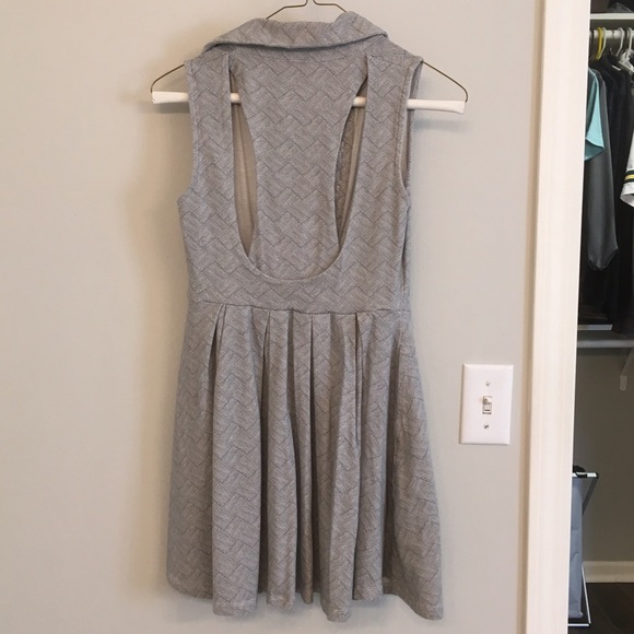 Collared dress - Picture 3 of 3