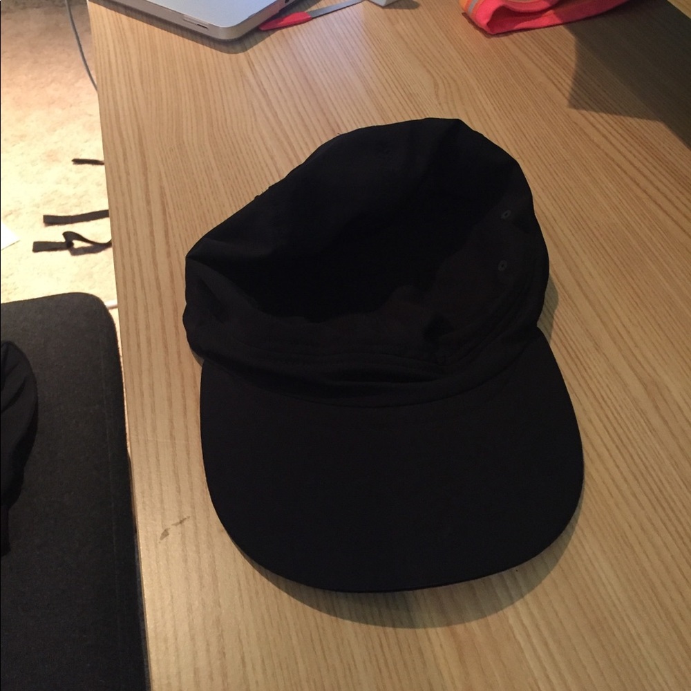 Lululemon baseball hat