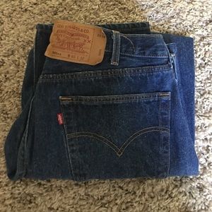 Levi's