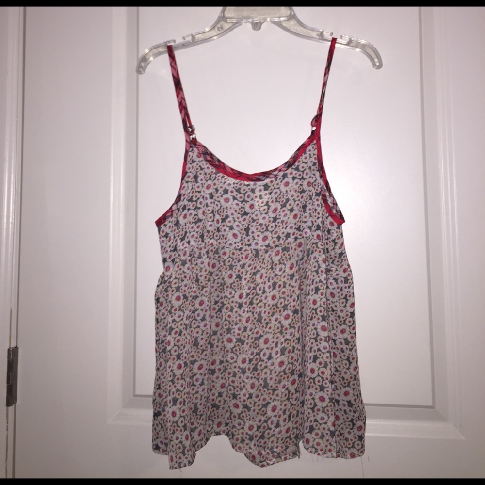 NWT Super Cute Flower Patterned Blouse
