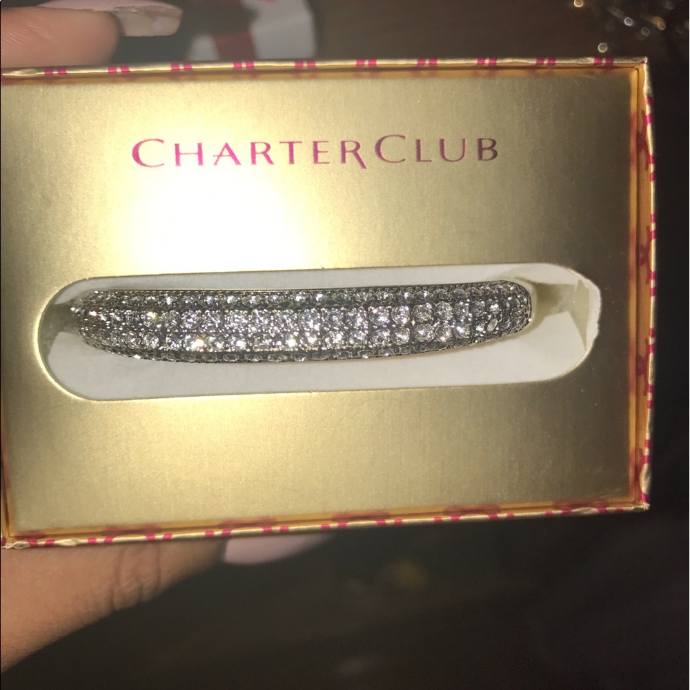 Shiny bracelet