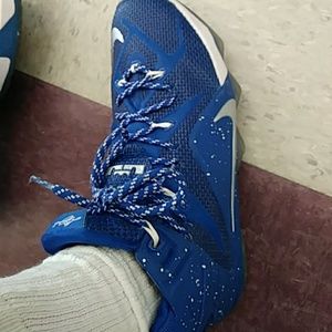 Meet your Posher, Eli