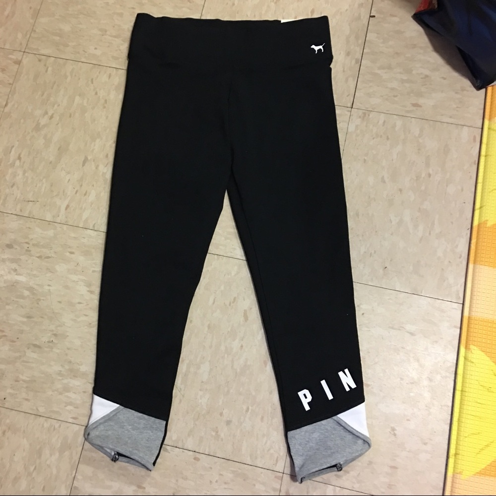 New VS pink ankle legging small