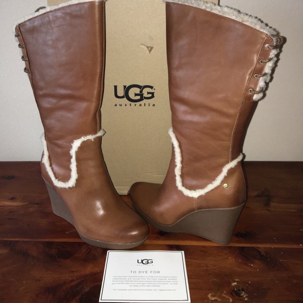 UGG W Emilie Wedge Boot