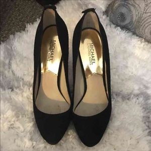 Michael Kors pumps