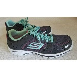 Skechers GO Walk Flash Sneakers